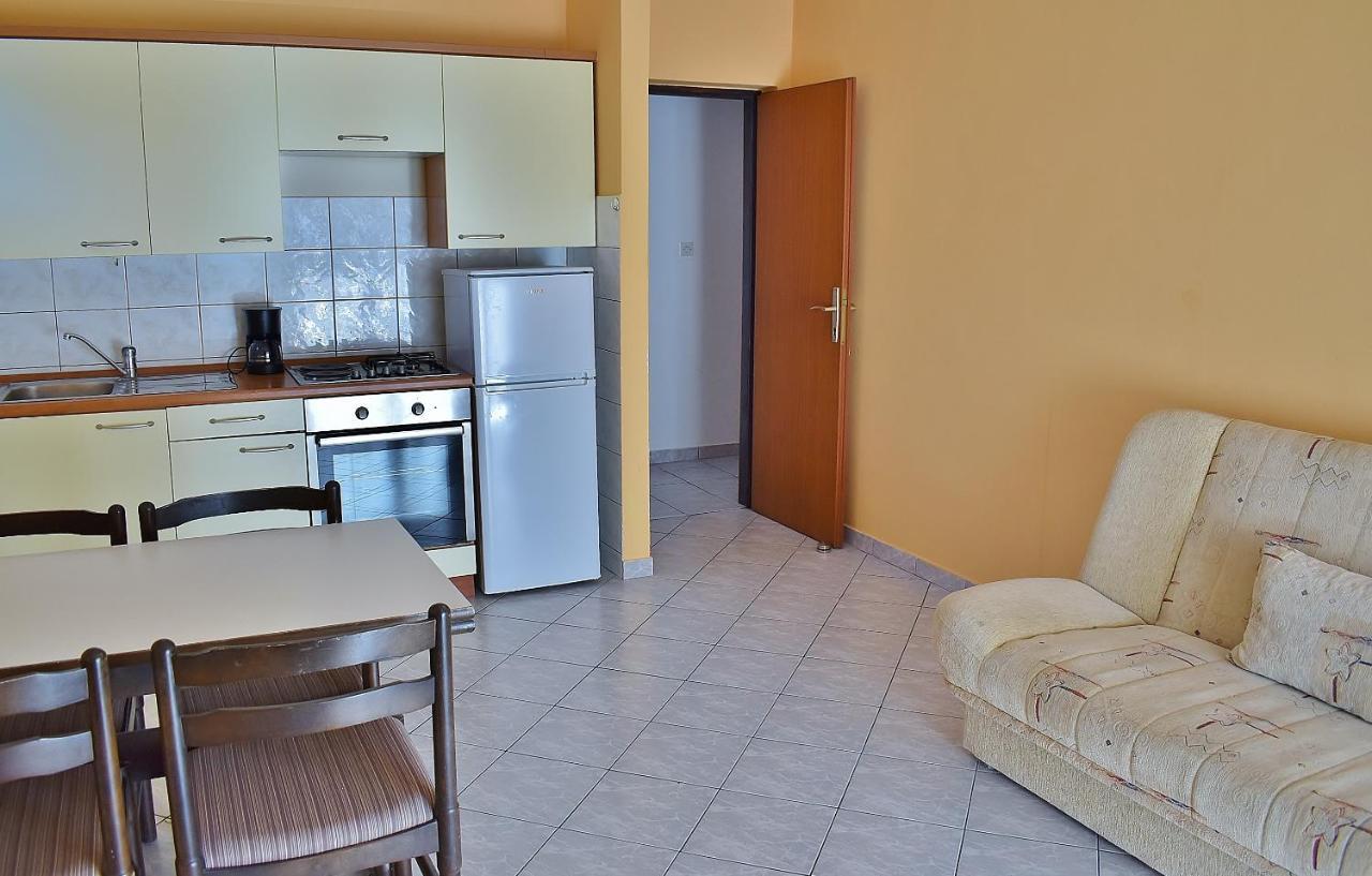 Apartments Felicce Banjol Exterior foto