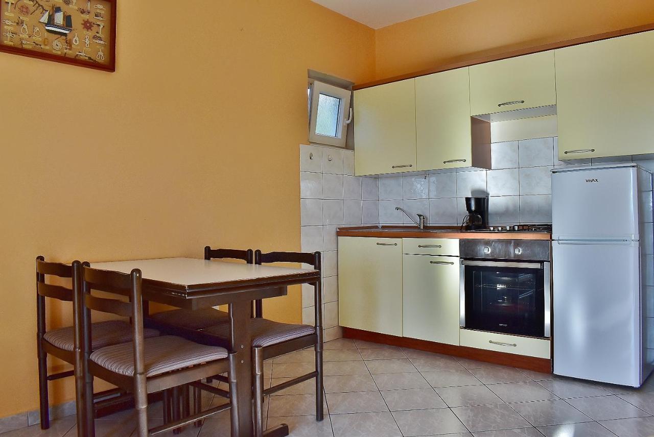 Apartments Felicce Banjol Exterior foto